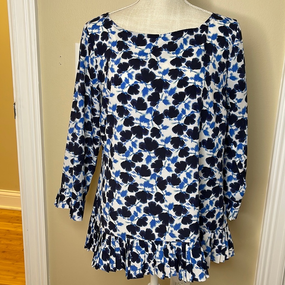 Banana republic boatneck navy blue top
